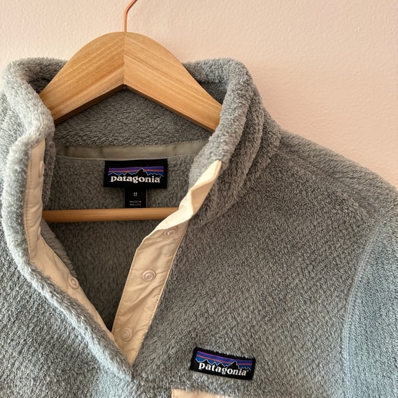 Patagonia Women's Re-Tool Snap-T Fleece Pullover - Picture 3 of 4